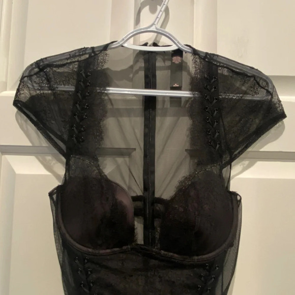 Victoria's Secret Lace short sleeve Bodysuit Black faux lace-up 16712 - Picture 5 of 14